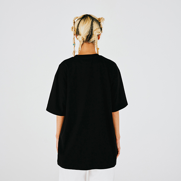 �y�����s�[�X�z�܂��ɂ�ONE PIECE �C���X�g�R���N�V���� T�V���c �����̈ꖡ BLACK S