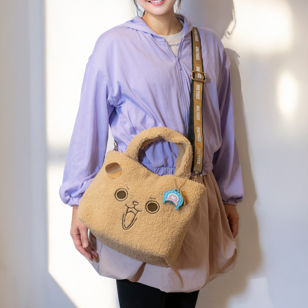 �y�����s�[�X�z���������o�b�O�^�`���b�p�[