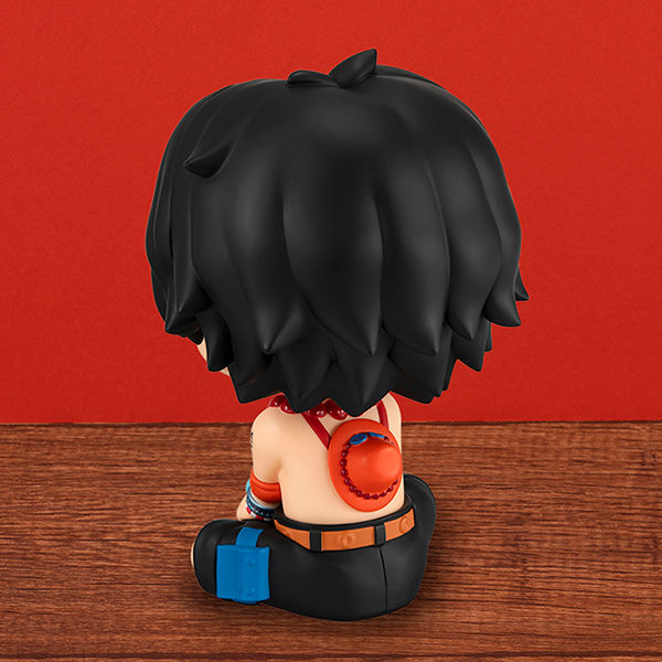 ワンピース】るかっぷ ポートガス・D・エース【再販】: ぬいぐるみ