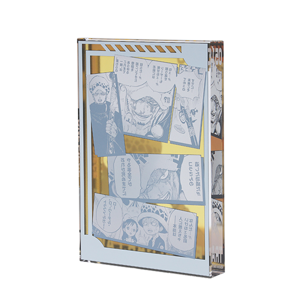 �wONE PIECE�x��on�A�N�����u���b�N "HEROES" �g���t�@���K�[�E���[