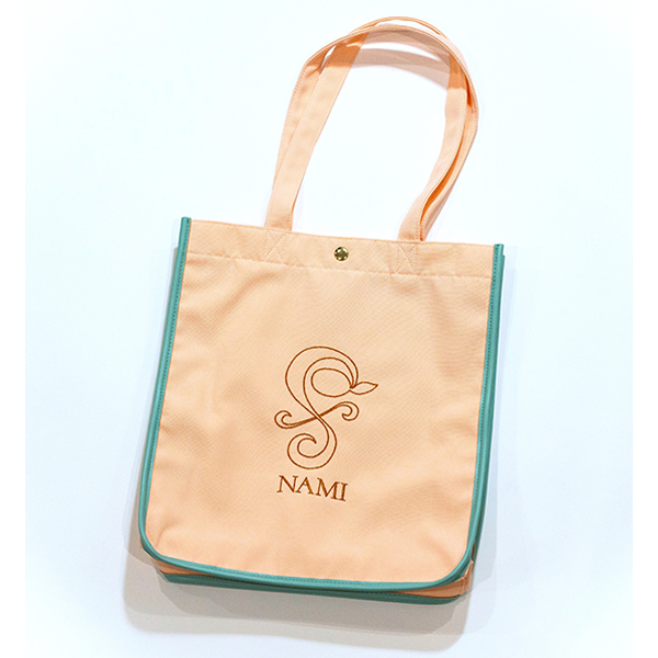 【ワンピース】『ONE PIECE HEROINES』ラメ刺繍トートバッグ NAMI