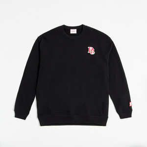 yprecure geniczMepple Black Sweat M