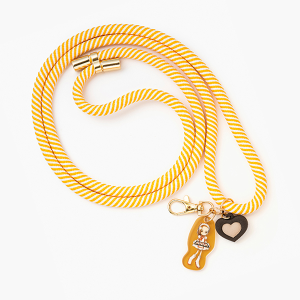 【も〜っと!おジャ魔女どれみ】チャーム付マルチショルダー はづき